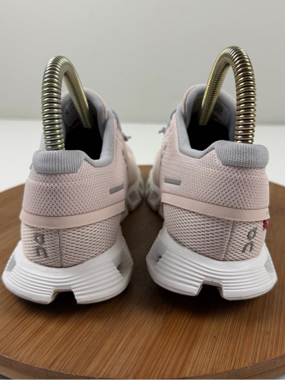 On Running Cloud 5 Women's Sneakers in Blush Pink - Picture 4 of 10